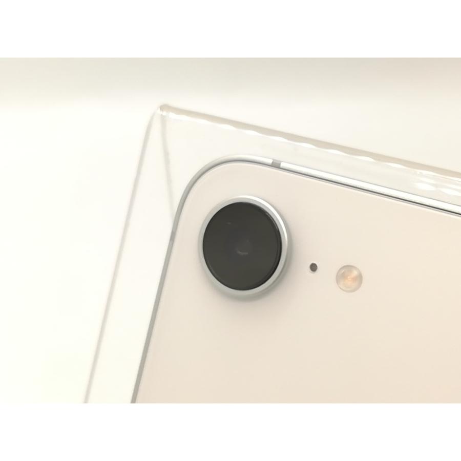 中古】Apple docomo 【SIMフリー】iPhone 16e 128GB ホワイト MD1R4J/A