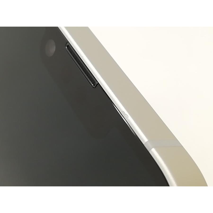 中古】Apple docomo 【SIMフリー】iPhone 16e 128GB ホワイト MD1R4J/A