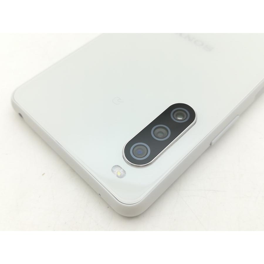 中古】SONY au 【SIMロック解除済み】 Xperia 10 III ホワイト 6GB
