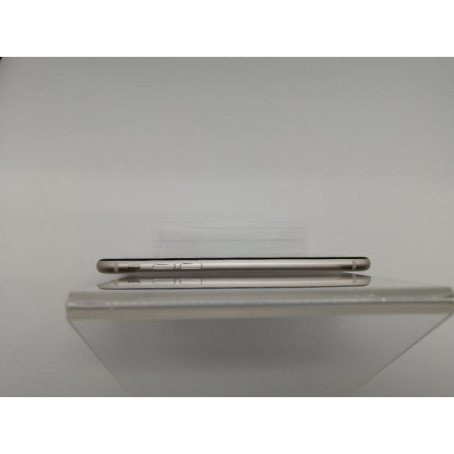 【中古】Apple 国内版 【SIMフリー】 iPhone SE（第3世代） 128GB スターライト MMYG3J/A【大阪本店】保証期間１ヶ月【ランクA】の画像