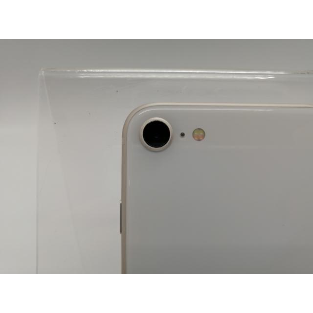 【中古】Apple 国内版 【SIMフリー】 iPhone SE（第3世代） 128GB スターライト MMYG3J/A【大阪本店】保証期間１ヶ月【ランクA】の画像