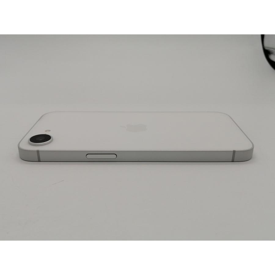 【中古】Apple 国内版 【SIMフリー】 iPhone 17e 256GB ホワイト MHRP4J/A【大阪本店】保証期間１ヶ月【ランクA】の画像