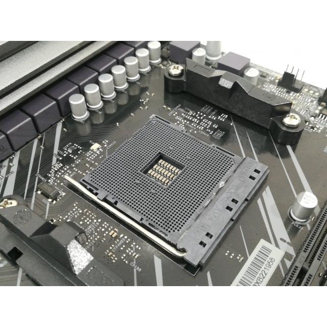 中古】ASRock X570 Phantom Gaming 4 X570/AM4/ATX【大阪本店】保証