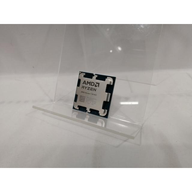 中古】AMD Ryzen 7 8700G (4.2GHz/TC:5.1GHz) BOX AM5/8C/16T/L3 16MB