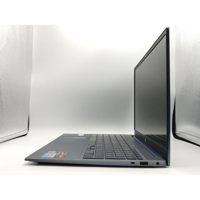 中古】HP Pavilion 15-eh1000 15-eh1080AU フォグブルー【R7 5700U 16G