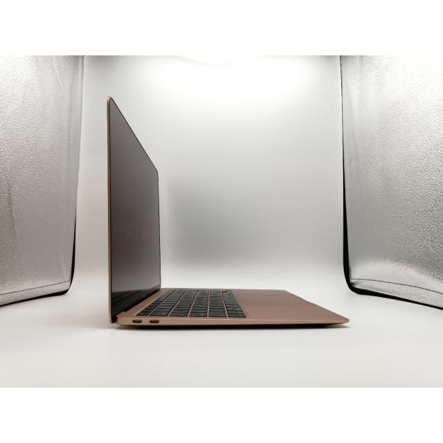 中古】Apple MacBook Air 13インチ M1(CPU:8C/GPU:7C) 8GB/256GB