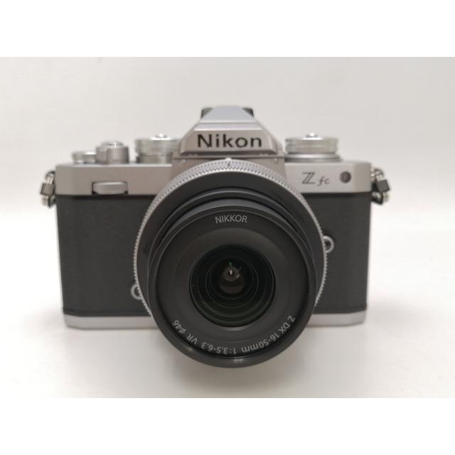 【中古】Nikon Nikon Z fc 16-50 VR レンズキット シルバー【新宿2】保証期間１ヶ月【ランクA】の画像