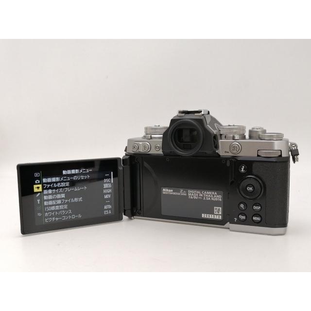 【中古】Nikon Nikon Z fc 16-50 VR レンズキット シルバー【新宿2】保証期間１ヶ月【ランクA】の画像
