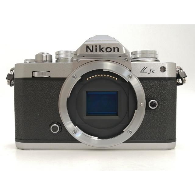 【中古】Nikon Nikon Z fc 16-50 VR レンズキット シルバー【新宿2】保証期間１ヶ月【ランクA】の画像