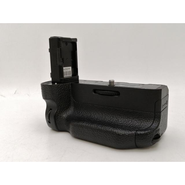 中古】SONY 縦位置グリップ VG-C2EM (α7II/α7RII/α7sII用）【新宿2