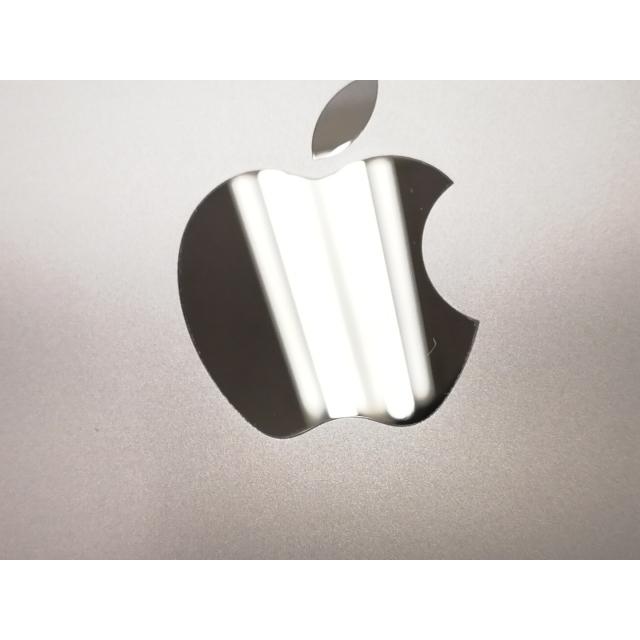 【中古】Apple MacBook Air 13インチ  M2(CPU:8C/GPU:8C) 8GB/256GB スターライト MLY13J/A (M2,2022)【新宿2】保証期間１ヶ月【ランクA】の画像
