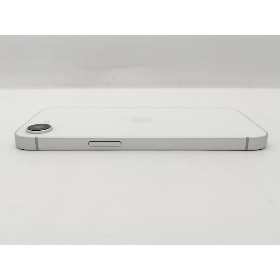 【中古】Apple 楽天モバイル 【SIMフリー】 iPhone 16e 128GB ホワイト MD1R4J/A【道玄坂】保証期間１ヶ月【ランクA】の画像
