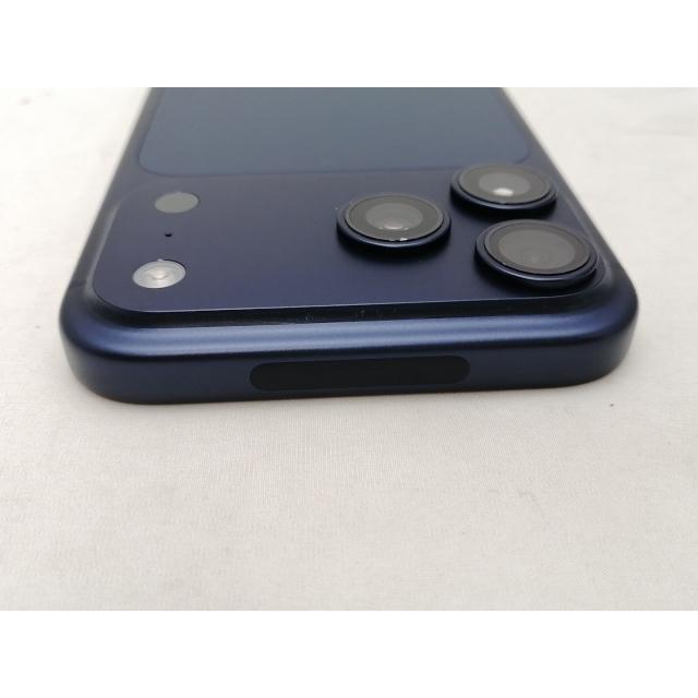 中古】Apple 国内版 【SIMフリー】 iPhone 17 Pro Max 512GB ディープ