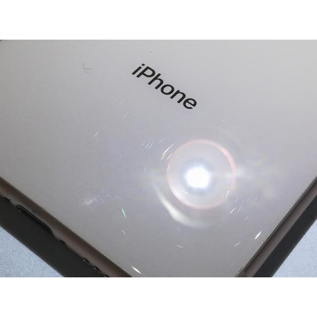中古】Apple SoftBank 【SIMロック解除済み】 iPhone 8 64GB ゴールド