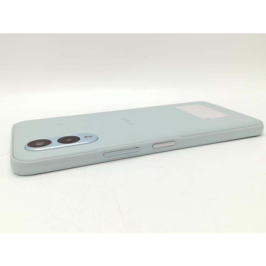 中古】FCNT docomo 【SIMフリー】 arrows We2 ライトブルー 4GB 64GB F