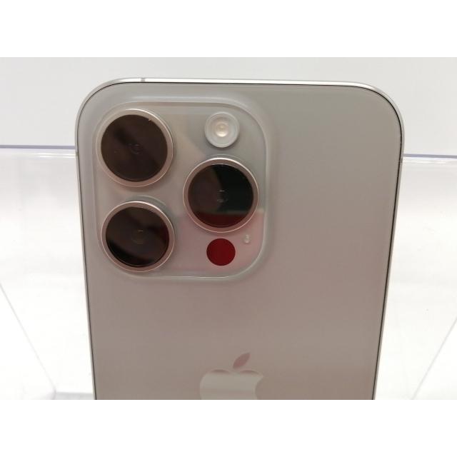 【中古】Apple docomo 【SIMフリー】 iPhone 15 Pro 256GB ナチュラルチタニウム MTUF3J/A【大宮東口】保証期間１ヶ月【ランクB】の画像