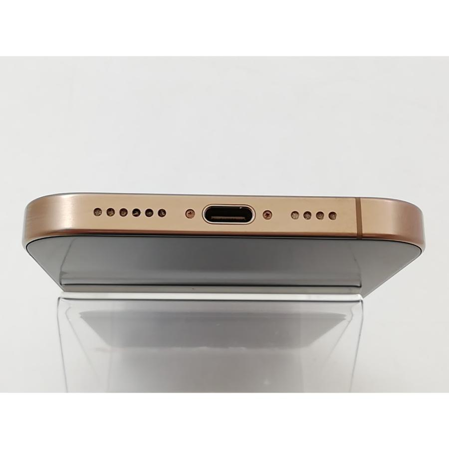中古】Apple 国内版 【SIMフリー】 iPhone 16 Pro Max 256GB デザート