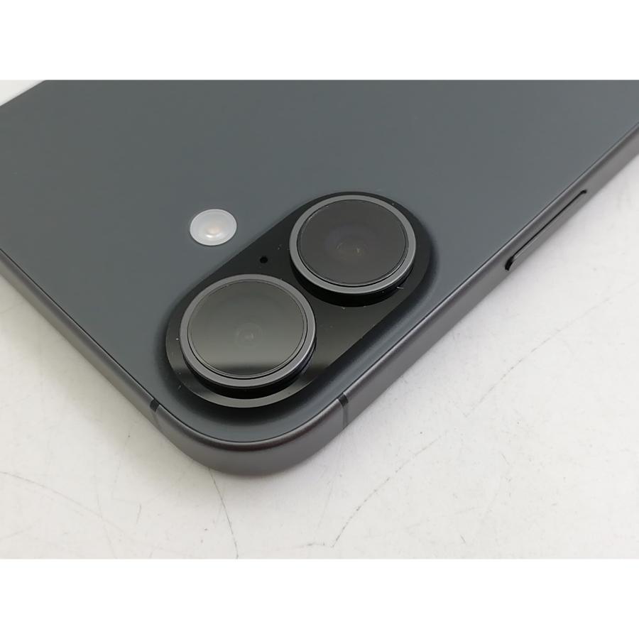 【中古】Apple 国内版 【SIMフリー】 iPhone 17 256GB ブラック MG674J/A【川越クレアモール】保証期間１ヶ月【ランクA】の画像