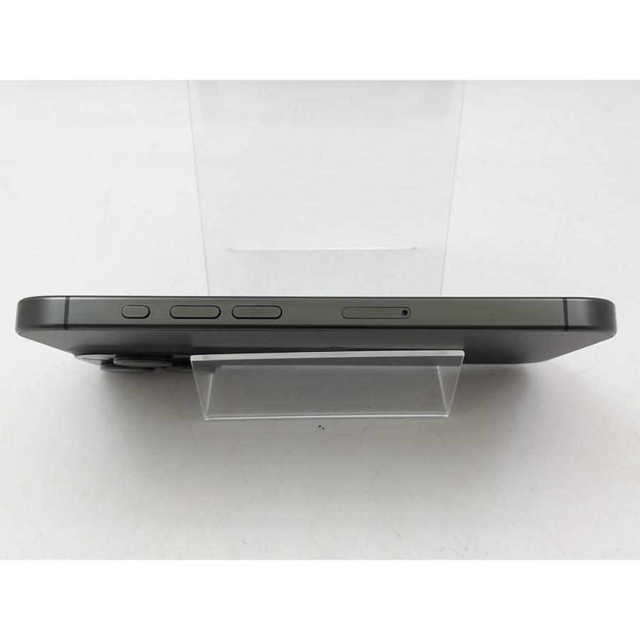 【中古】Apple SoftBank 【SIMフリー】 iPhone 15 Pro 512GB ブラックチタニウム MTUH3J/A【大宮東口】保証期間１ヶ月【ランクC】の画像