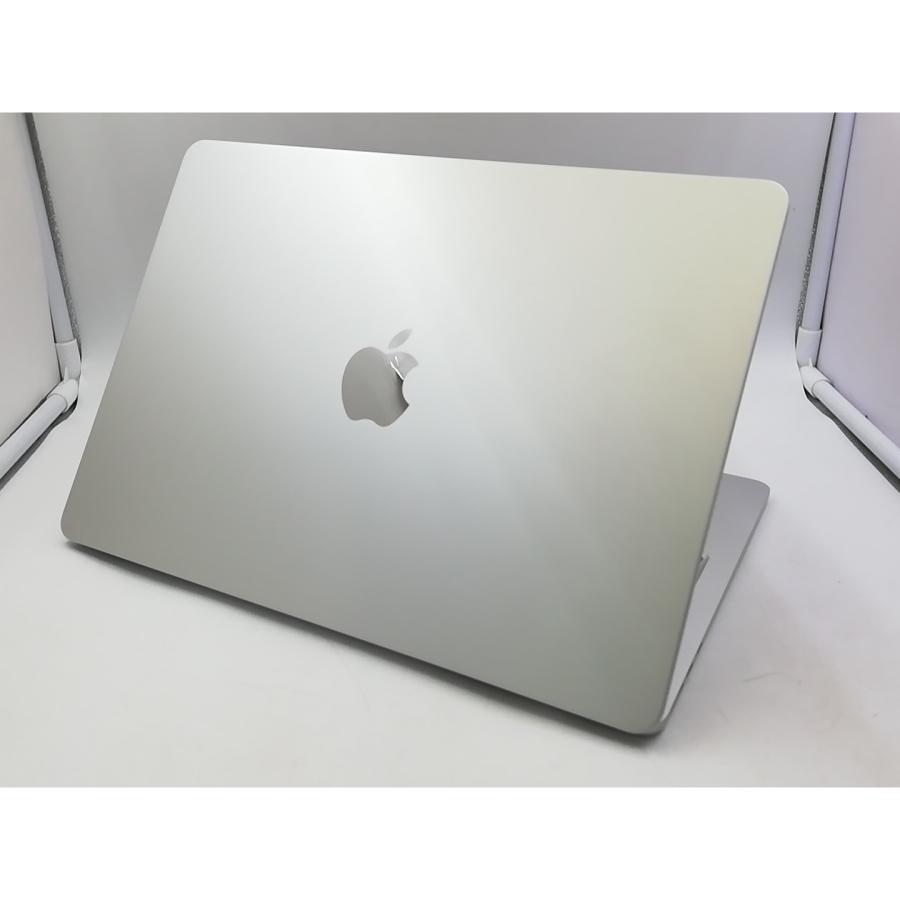 【中古】Apple MacBook Air 13インチ  M3(CPU:8C/GPU:10C) 8GB/512GB シルバー MRXR3J/A (13インチ, M3, 2024)【大宮東口】保証期間１ヶ月【ランクB】の画像