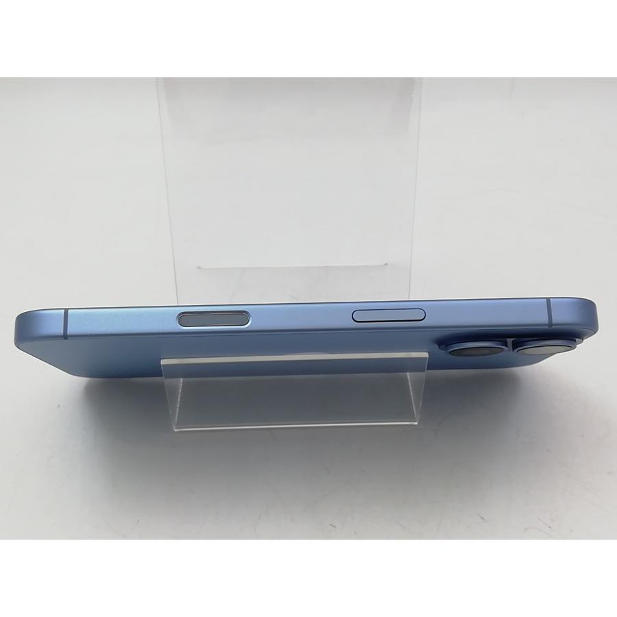 【中古】Apple docomo 【SIMフリー】 iPhone 17 256GB ミストブルー MG694J/A【大宮東口】保証期間１ヶ月【ランクA】の画像