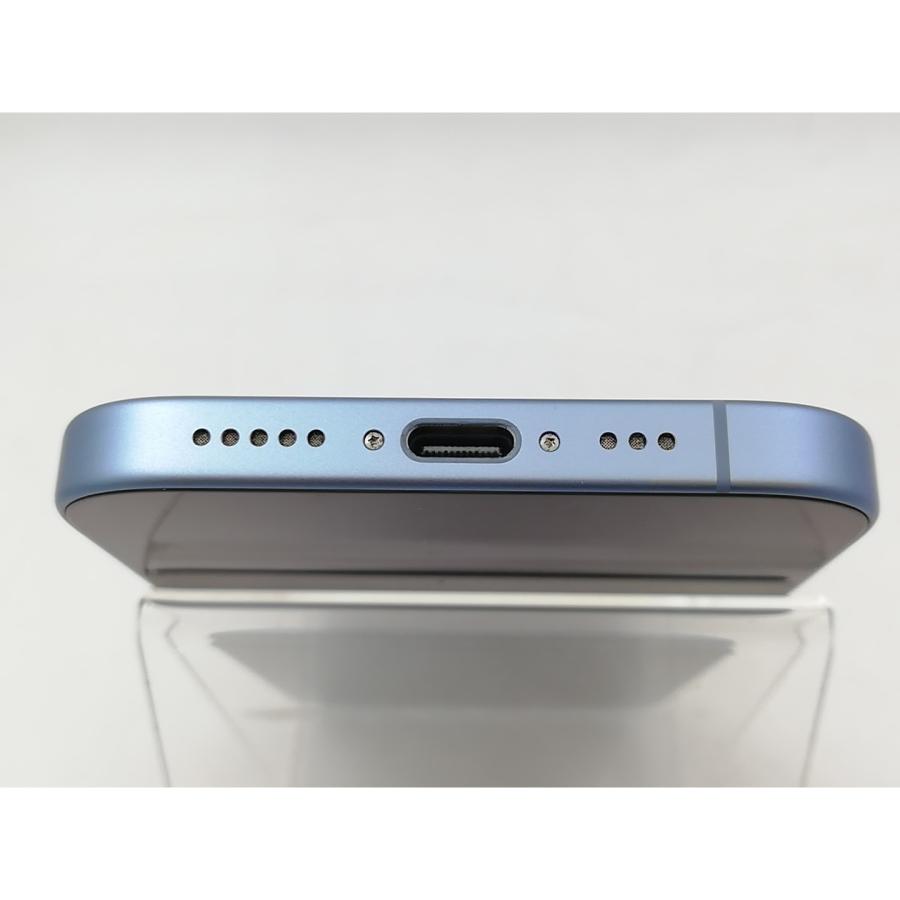 【中古】Apple docomo 【SIMフリー】 iPhone 17 256GB ミストブルー MG694J/A【大宮東口】保証期間１ヶ月【ランクA】の画像