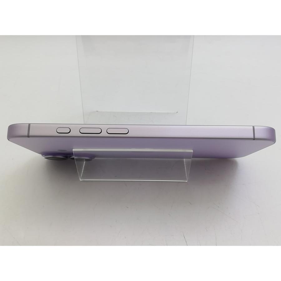【中古】Apple 楽天モバイル 【SIMフリー】 iPhone 17 256GB ラベンダー MG6A4J/A【大宮東口】保証期間１ヶ月【ランクA】の画像