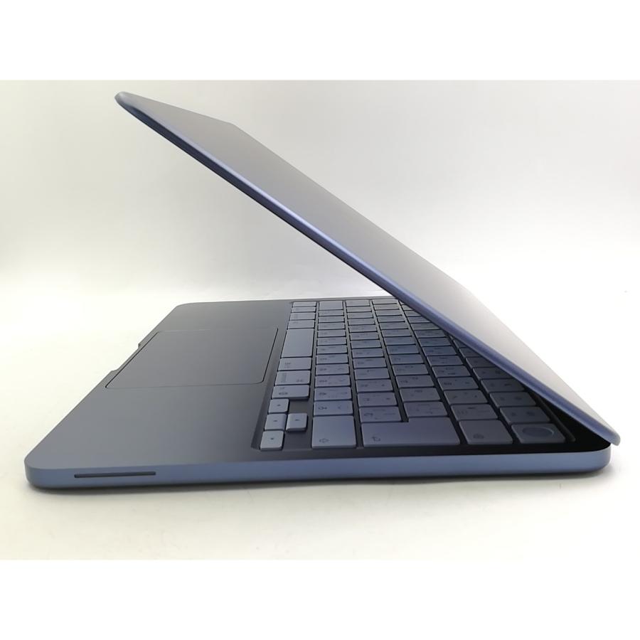 【中古】Apple MacBook Neo 13インチ A18 Pro(CPU:6C/GPU:5C) 8GB/512GB インディゴ MHFG4J/A (13インチ,A18 Pro)【大宮東口】保証期間１ヶ月【ランクA】の画像