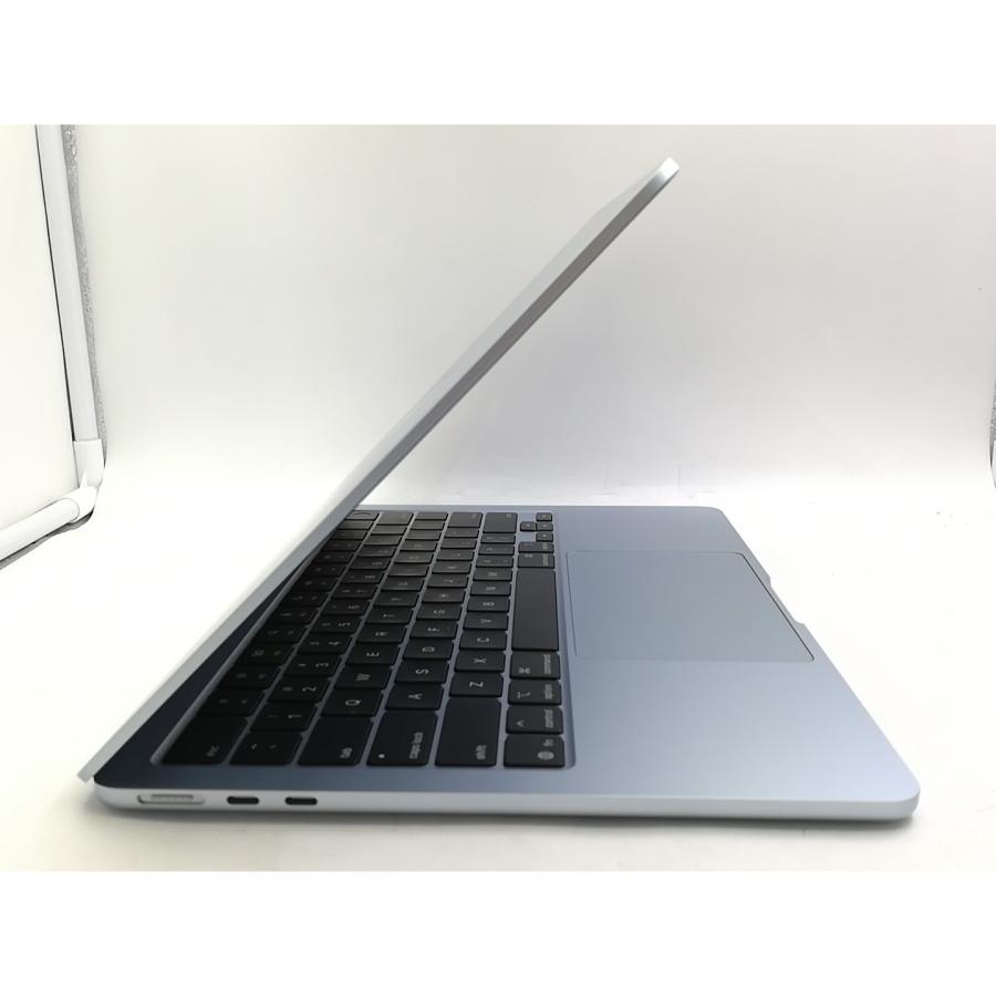 【中古】Apple MacBook Air 13インチ CTO (M4, 2025) スカイブルー M4(CPU:10C/GPU:8C)/16G/256G【大宮東口】保証期間１ヶ月【ランクA】の画像