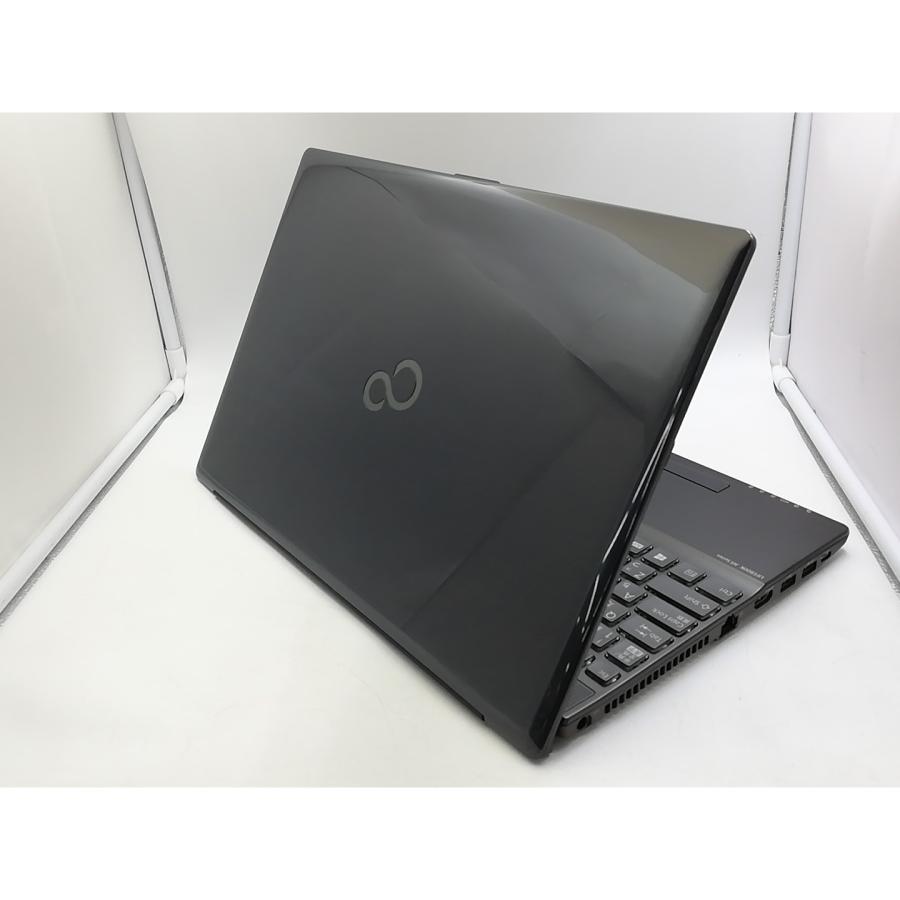 中古】Fujitsu LIFEBOOK AH AH43/F3 FMVA43F3B ブライトブラック【R3