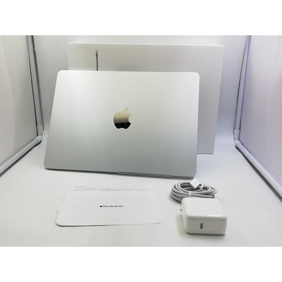 【中古】Apple MacBook Air 13インチ  M2(CPU:8C/GPU:8C) 8GB/256GB シルバー MLXY3J/A (M2,2022)【大宮東口】保証期間１ヶ月【ランクB】の画像