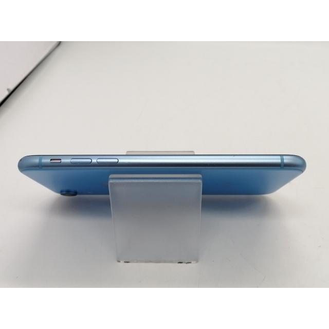 中古】Apple au 【SIMロック解除済み】 iPhone XR 128GB ブルー MT0U2J