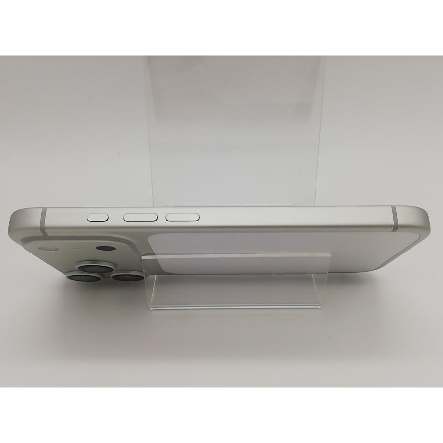 中古】Apple 国内版 【SIMフリー】 iPhone 17 Pro 512GB シルバー