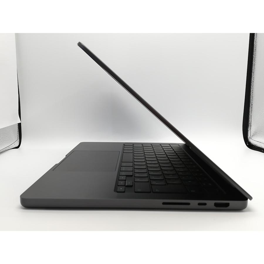 中古】Apple MacBook Pro 14インチ M5(CPU:10C/GPU:10C) 24GB/1TB