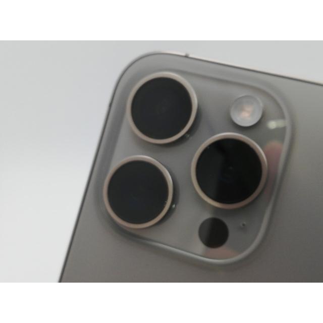 【中古】Apple 国内版 【SIMフリー】 iPhone 15 Pro 128GB ナチュラルチタニウム MTU93J/A【新橋烏森通り】保証期間１ヶ月【ランクA】の画像