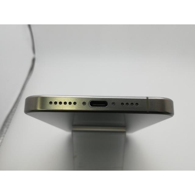 【中古】Apple 国内版 【SIMフリー】 iPhone 15 Pro Max 1TB ナチュラルチタニウム MU713J/A【新橋烏森通り】保証期間１ヶ月【ランクA】の画像