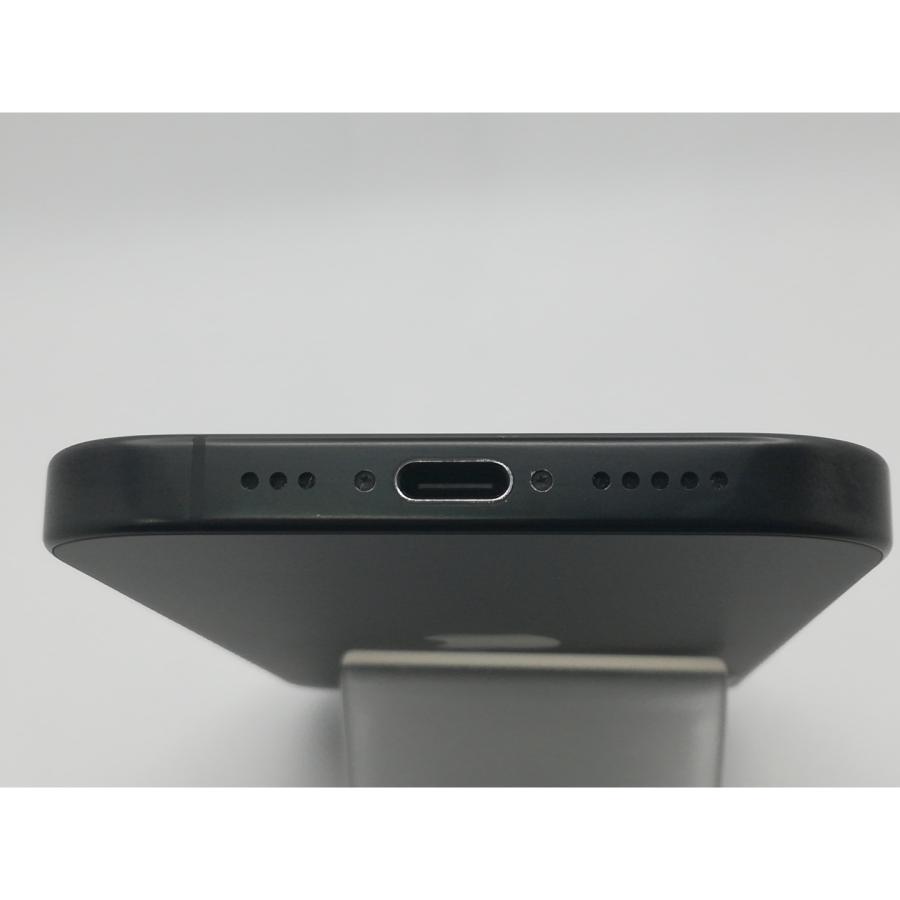 【中古】Apple 国内版 【SIMフリー】 iPhone 16 Pro 256GB ブラックチタニウム MYN03J/A【新橋烏森通り】保証期間１ヶ月【ランクA】の画像