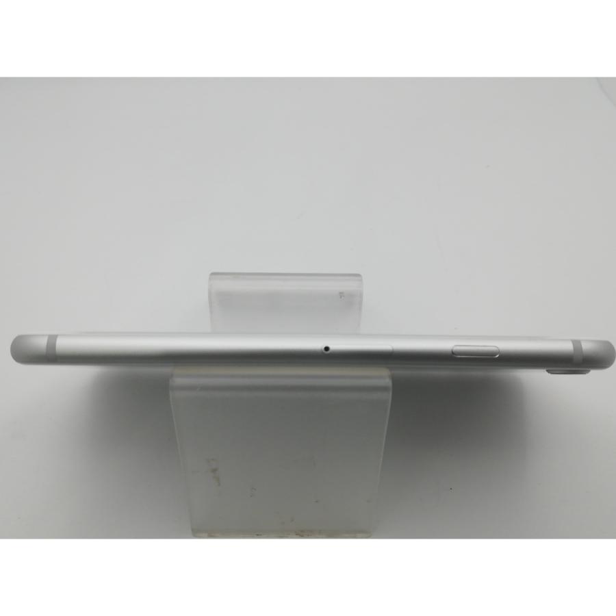中古】Apple au 【SIMロック解除済み】 iPhone 8 64GB シルバー MQ792J
