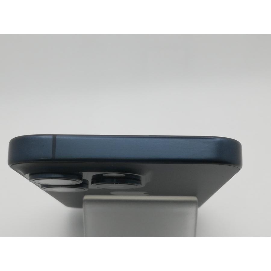 【中古】Apple SoftBank 【SIMフリー】 iPhone 15 Pro 256GB ブルーチタニウム MTUG3J/A【新橋烏森通り】保証期間１ヶ月【ランクB】の画像