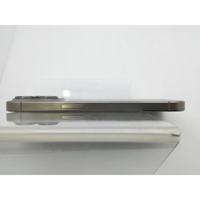 【中古】Apple 国内版 【SIMフリー】 iPhone 15 Pro 512GB ナチュラルチタニウム MTUK3J/A【柏】保証期間１ヶ月【ランクB】の画像