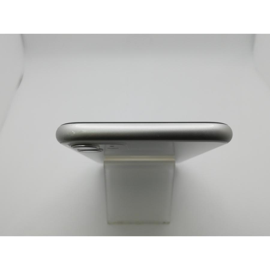中古】Apple 国内版 【SIMフリー】 iPhone 11 128GB ホワイト MWM22J/A