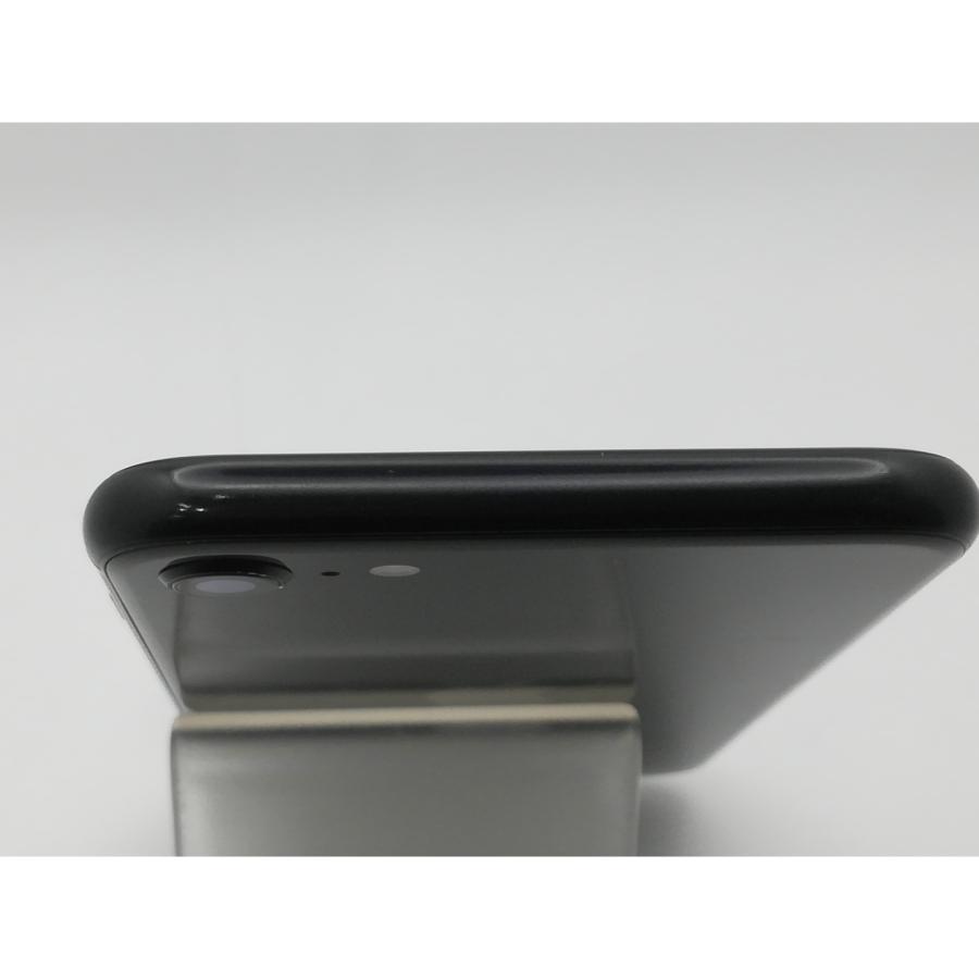 iPhone SE（第2世代） 【中古】Apple docomo 【SIMロック解除済み