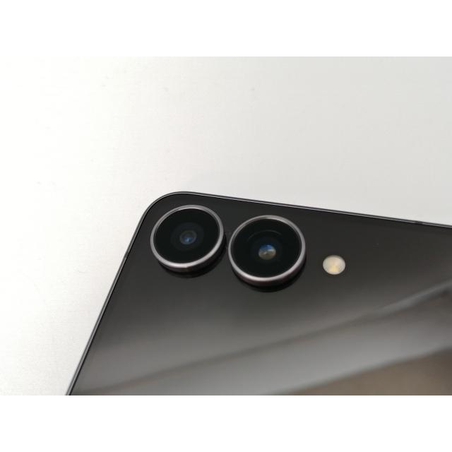 中古】SAMSUNG 国内版 【SIMフリー】 Galaxy Z Flip7 ジェットブラック