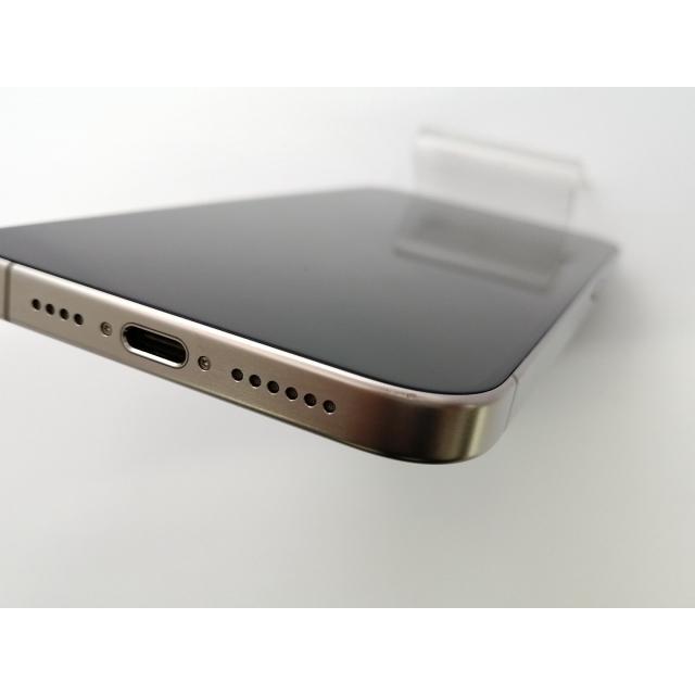 【中古】Apple 国内版 【SIMフリー】 iPhone 15 Pro Max 1TB ナチュラルチタニウム MU713J/A【三宮センター】保証期間１ヶ月【ランクA】の画像