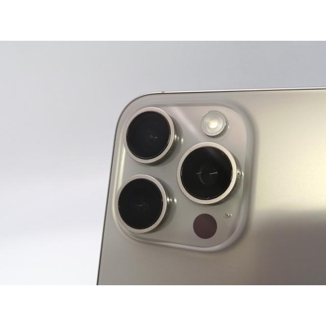 【中古】Apple 国内版 【SIMフリー】 iPhone 15 Pro Max 1TB ナチュラルチタニウム MU713J/A【三宮センター】保証期間１ヶ月【ランクA】の画像