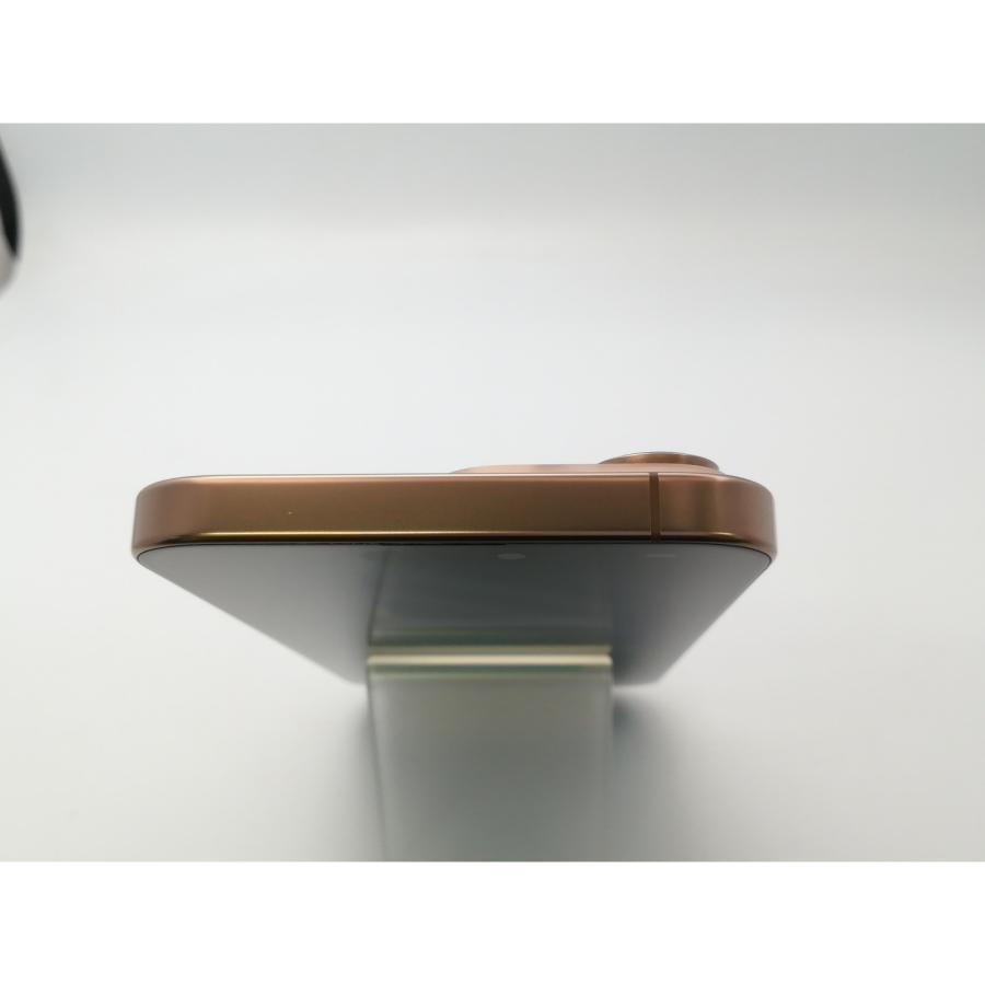 【中古】Apple 国内版 【SIMフリー】 iPhone 16 Pro Max 256GB デザートチタニウム MYWJ3J/A【大阪堂島】保証期間１ヶ月【ランクB】の画像