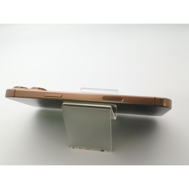 【中古】Apple 国内版 【SIMフリー】 iPhone 16 Pro Max 256GB デザートチタニウム MYWJ3J/A【大阪堂島】保証期間１ヶ月【ランクB】の画像