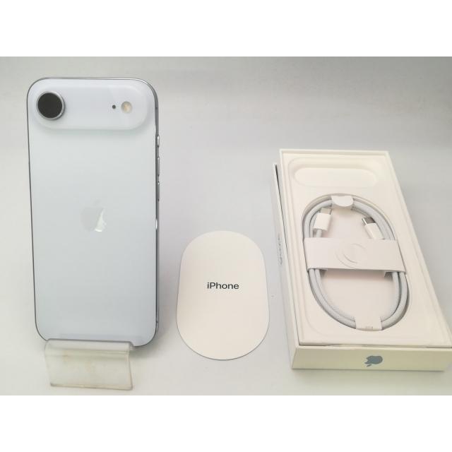 【中古】Apple 国内版 【SIMフリー】 iPhone Air 256GB スカイブルー MG2A4J/A【大阪堂島】保証期間１ヶ月【ランクA】の画像