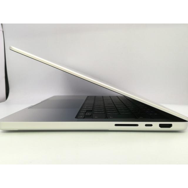 中古】Apple MacBook Pro 14インチ M5(CPU:10C/GPU:10C) 16GB/512GB