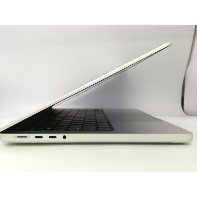 中古】Apple MacBook Pro 14インチ M5(CPU:10C/GPU:10C) 16GB/512GB